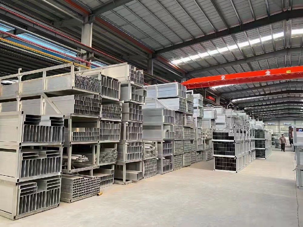 鋁型材倉庫