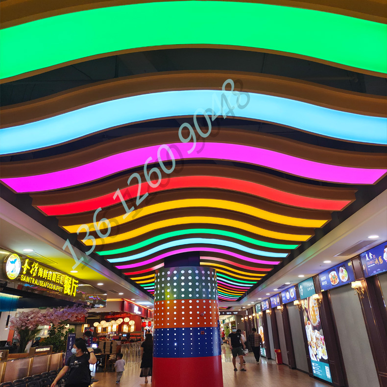 波浪弧形鋁單板